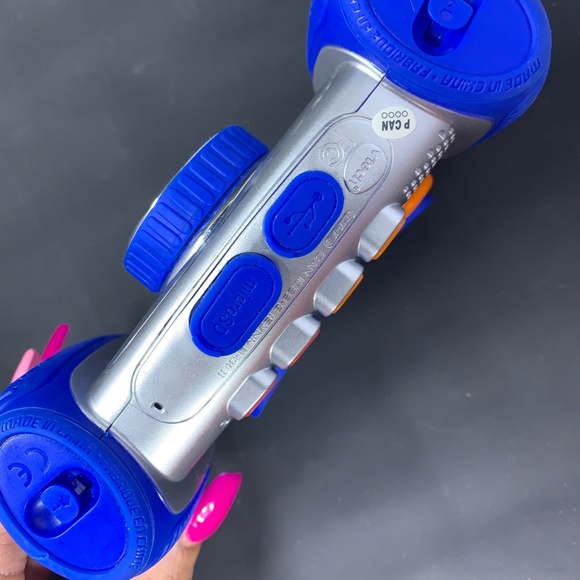 Practically NEW VTECH Kids Camera - Picture 3 of 4